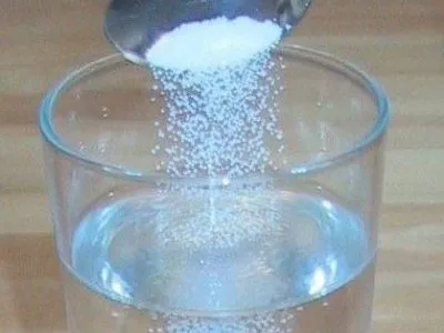 Hogyan törölheti a tinta golyóstollal a papírt, nyom nélkül a hazai