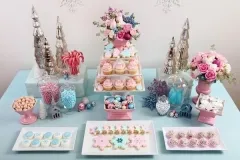 Hogyan lehet díszíteni egy táblázat egy gyermek születésnapját
