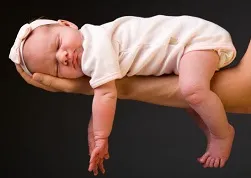 Hogyan tegye a baba aludni, bebiklad