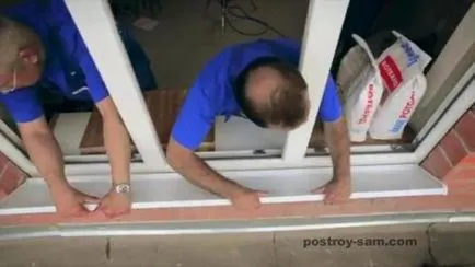 Hogyan kell telepíteni egy műanyag dobozban