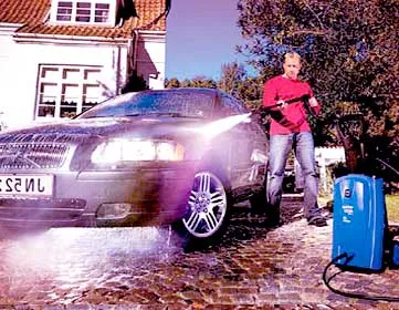 Hogyan válasszuk ki a benzin fűnyíró (Trimmer) viszont önjáró (trimmer) Hogyan válasszuk ki a benzin fűnyíró (trimmer) kézi meghajtású