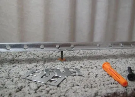 Hogyan tegye jelzőket a padló alatt esztrich jelölést, hogy kitöltse a megfelelő helyre jelzőket, és a fotó (jelölés) Hogyan tegye jelzőket a padló alatt esztrich jelölést, hogy kitöltse a megfelelő helyre jelzőket, és a fotók