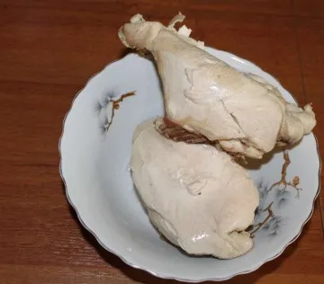 Kalória főtt csirke 100 g