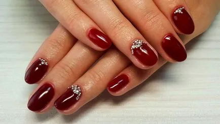 Red manikűr kristályokkal fő titkait tervezés (piros) Red manikűr kristályokkal fő titkait tervezés