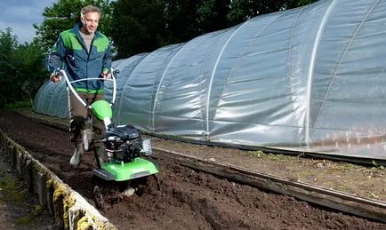 Kultivátorok és talajművelő gépeket - mi a különbség, akkor jobb, ha választani a videó