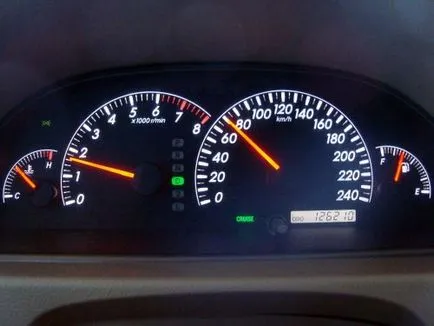 Kiválasztása egy használt Toyota Camry v30 (első ülések tükrök) Kiválasztása egy használt Toyota Camry v30