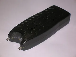 Laser gyerekek - kínzó sokkoló