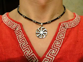 Amulettek ősszlávokról saját kezűleg (amulett ősszlávokról ősi szláv kezüket egy fénykép) Amulettek ősszlávokról saját kezűleg