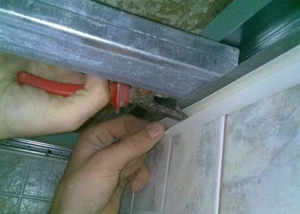 Befejező burkolólemezeknek PVC burkolat kezüket műanyag technológia (videó) (kar) Befejező burkolólemezeknek PVC burkolat kezüket műanyag technológia (videó)