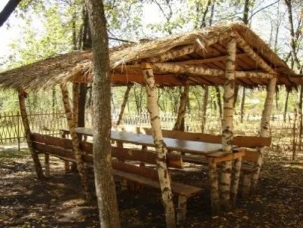 Különösen gyártási pergola kezével - az építkezés (az ajtó) Különösen gyártás pavilon saját kezűleg - egy építkezésen