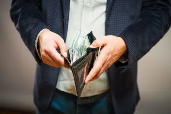 Utazás közben csökkentési szabályok és funkciók (szabadság szabadság terhesség) Utazás közben az összehúzódás szabályok és jellemzői