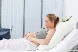 Miért viszkető hason terhesség alatt a korai és késői terhesség Miért viszkető hason terhesség alatt a korai és késői terhesség