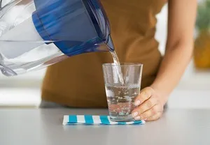 Miért szeme kezdett duzzadni, és mit kell tenni duzzanatot okoz az egyik szemét, és megszüntetése ödéma Miért szeme kezdett duzzadni, és mit kell tenni duzzanatot okoz az egyik szemét, és megszüntetése ödéma