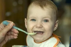 Beszélj hány hónapig lehet etetni a babát (baby) Beszélj hány hónapig lehet etetni a babát