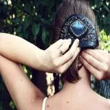 Hairbands haj - hogyan kell viselni őket (frizura velük), hogy hogyan lehet a saját kezét