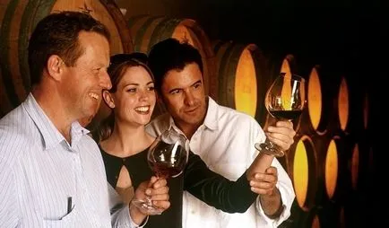 Professions társított bor sommelier kavist, kóstoló (kavist) Szakmák társított bor sommelier kavist, kóstoló