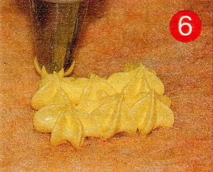 Recept egy finom sütemény örvendeznek, és megfelelnek a húsvéti torta - csirke (finom) Recept egy finom sütemény örvendeznek, és megfelelnek a húsvéti torta - Csirke