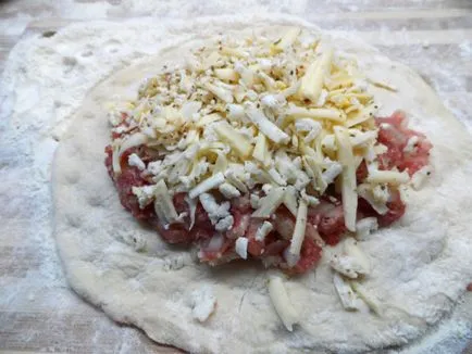 Finom oszét torták különböző tömések -, hogyan kell főzni otthon oszét piték (pástétomok) Finom oszét torták különböző tömések -, hogyan kell főzni oszét pitét otthon