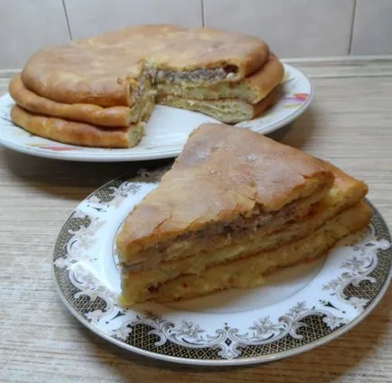 Finom oszét torták különböző tömések -, hogyan kell főzni otthon oszét piték (pástétomok) Finom oszét torták különböző tömések -, hogyan kell főzni oszét pitét otthon