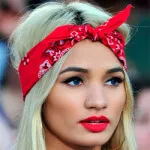 Ajánlások divat, hogyan kell kötni egy sálat női (divat) Ajánlások divat, hogyan kell kötni egy sálat női