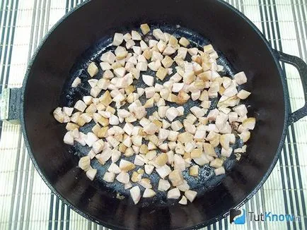 Recept pizza gombával és paradicsommal