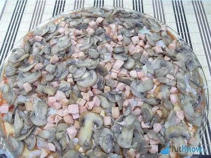 Recept pizza gombával és paradicsommal