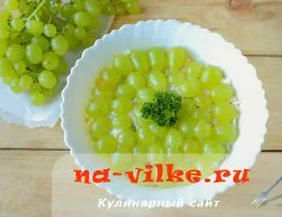 Saláták csirke - a klasszikus és eredeti recept fotókkal