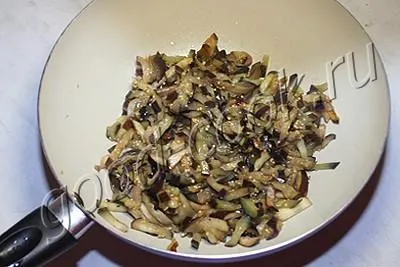 Saláta a padlizsán és paradicsom recept