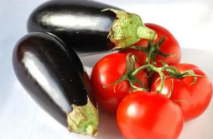 Saláta paradicsom és a padlizsán, fokhagyma recept (fejes saláta) Saláta a padlizsán és a paradicsom fokhagymás recept