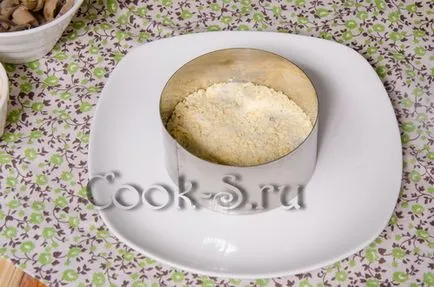 Saláta „fiesta” csirke, ananász és gombák - lépésről lépésre recept fotókkal, saláta (gomba) Saláta „fiesta” csirke, ananász és gombák - lépésről lépésre recept fotókkal, saláták