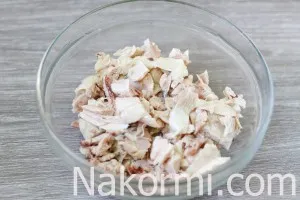 Saláta csirke, ananász és gombával recept lépésről lépésre fotók