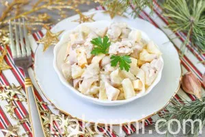 Saláta csirke, ananász és gombával recept lépésről lépésre fotók