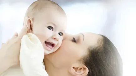 Álom értelmezés álom, amit a baba a karjában, hogy tartsa az újszülötteket alvó (kéz) Álom értelmezés álom, amit a baba a karjában, hogy tartsa az újszülöttek egy álom