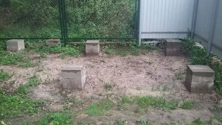 Építése egy fa nyári vendégház saját kezűleg Építése egy fa nyári vendégház saját kezűleg