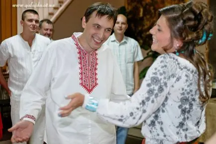 Esküvő az ukrán stílusú lámpák és Sergey () - Saját cikkek - Kiadó - ünnep filozófia (stílus) Esküvő az ukrán stílusú lámpák és Sergey () - Saját cikkek - Kiadó - ünnep filozófia