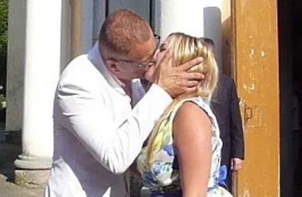 Sveta Kuritsyna feleségül Andreya Kovalova amikor az esküvő kerül sor (esküvő) Sveta Kuritsyna feleségül Andreya Kovalova amikor az esküvő kerül sor