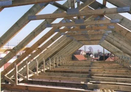 Készülék rácsos rendszer nyeregtetős tetőszerkezet portál