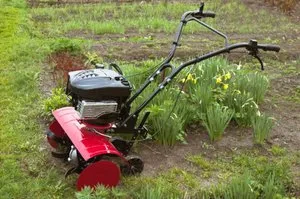 A választás a motor kultivátor meglévő fajok, azok jellemzői, előnyei