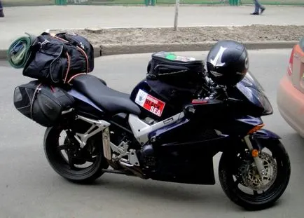 Az úton, otthon vagy vigyen magával motoputeshestviyakh, Alexey Korovin