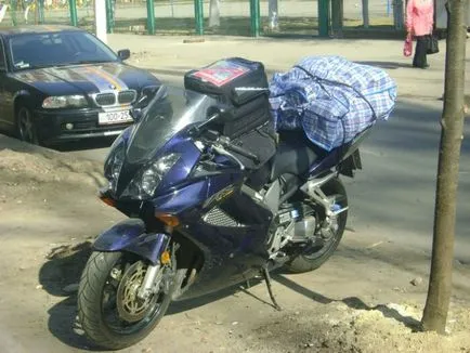 Az úton, otthon vagy vigyen magával motoputeshestviyakh, Alexey Korovin