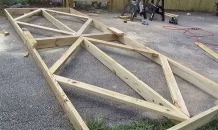 Gates hullámkartonból, hogyan lehet a saját kezét (saját) Gates hullámkartonból, hogyan lehet a saját kezét
