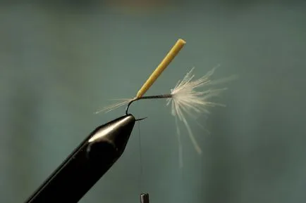 Fly árukapcsolás anyagok és eszközök szükségesek, típusú csali (hogy egy kis kampó) Fly árukapcsolás anyagok és eszközök szükségesek, típusú csali