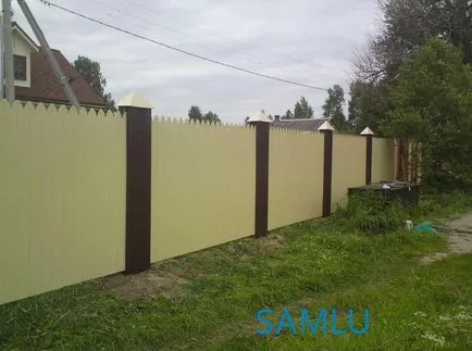 A kerítés készült lemezek, hogyan kell építeni saját kezűleg