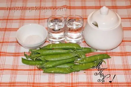 Konzervált zöldborsó recept egy fotó