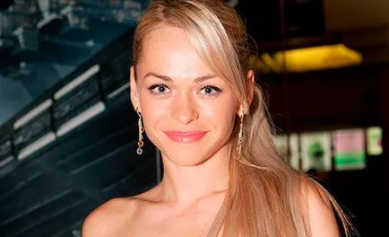 Anna Khil'kevich smink nélkül és a Photoshop