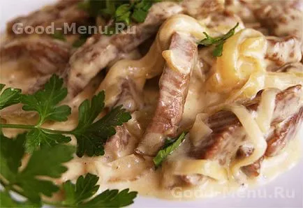 Marha Stroganoff (bifstrogany) marhahús - egy recept lépésről lépésre fotók