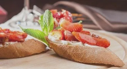 Hideg szendvicsek egyszerű és gyors snack (snack) Hideg szendvicsek, gyors és könnyű snack-