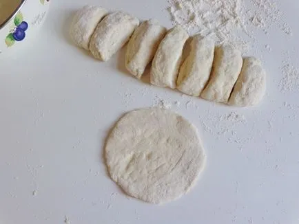 KHACHAPURI sajttal - 10 egyszerű és finom receptek