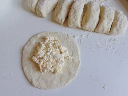KHACHAPURI sajttal - 10 egyszerű és finom receptek