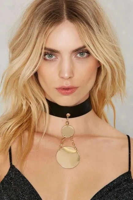Chokers a nyakon (42 fotó) típusok, mit vegyek fel, divatos képek